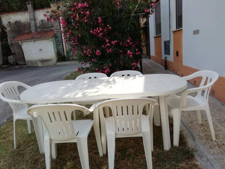 Apartamento La Casa Di Heidi Serra deʼ Conti Exterior foto