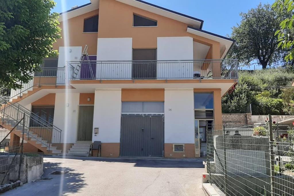 Apartamento La Casa Di Heidi Serra deʼ Conti Exterior foto