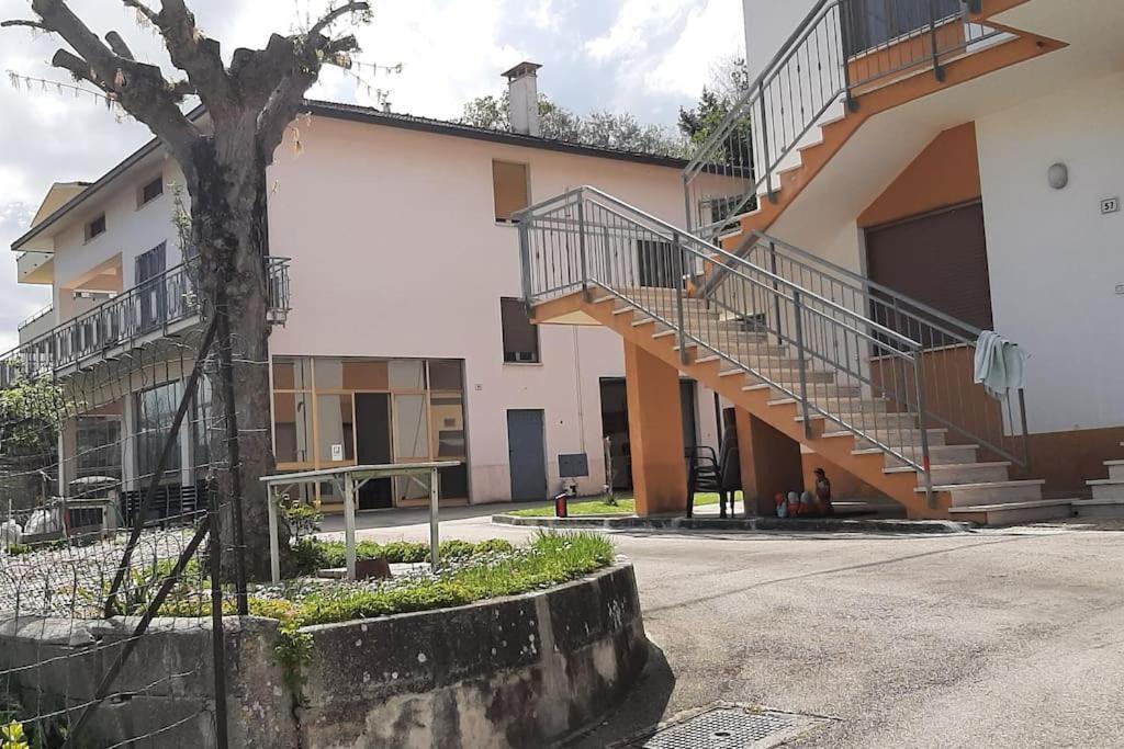 Apartamento La Casa Di Heidi Serra deʼ Conti Exterior foto